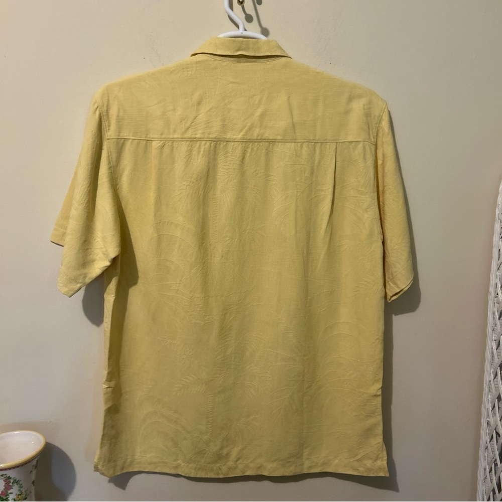 Tommy Bahama Silk Shirt Men’s Large Yellow Textured Short Sleeve Camp Casual - Picture 2 of 12